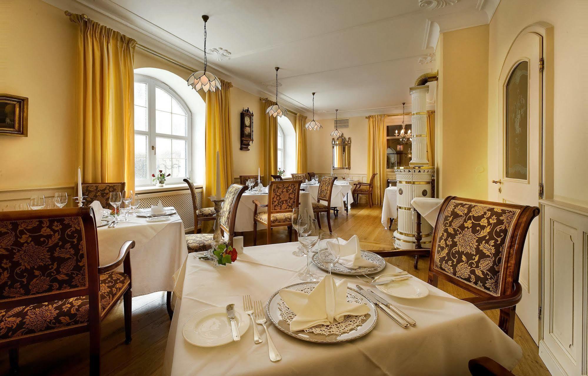Simones Fuerstenhof Hotel 3*